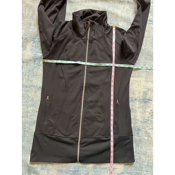 Lululemon Black Daily Yoga Full Zip Lightweight Jacket Size 10 - Picture 6 of 8
